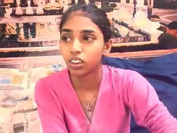 indiansexyslender4u2luv on Chaturbate 