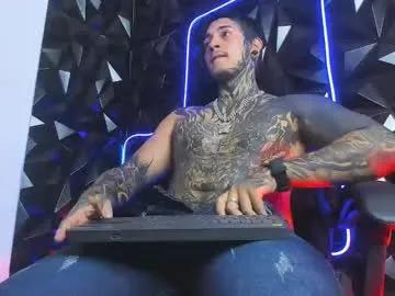 jaxxxonherd on Chaturbate 