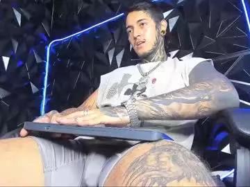 jaxxxonherd on Chaturbate 