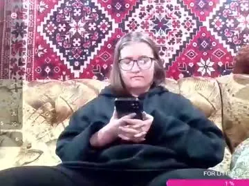 jessystoune1 — Goal: CREAMY CUM Use my fav pattern to achieve the goal ;) // FAV PATTERN is 31 // type /menu to see the full tip menu #british #lovense #hairy #chubby #natural [190 tokens remaining]