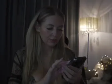 joannee on Chaturbate