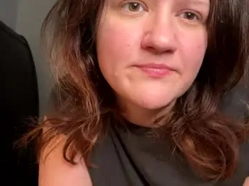kinkbitch25 on Chaturbate 