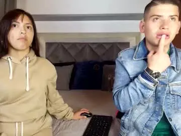 kinkypetite1 — GOAL: RUSSIAN STRAW  [0 tokens remaining]  Pareja real, qumica real  #lovense  #pregnant  #couple #anal #deepthroat