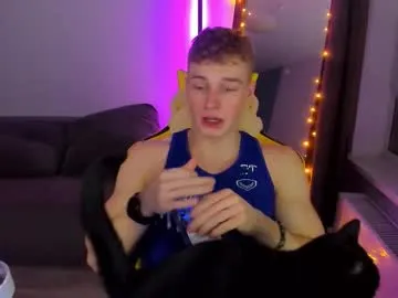 kurt_hanssen — Kurt_hanssen's room #new #muscle #cute #twink  #bigboobs