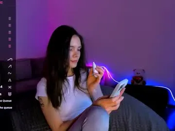 leanawill — shake your chest #new  #skinny #shy #tease #young [41 tokens remaining]