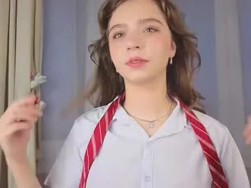 lizbethbiers — Goal: Show my sexy cameltoe | My name is Amelia this is my good day here! I'm a very #shy and decided to try something #new for myself!! I'm #18 years old, and I feel very #young for you! #lovense! [0