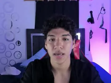 maximiliano_khalil — come and let's enjoy an unforgettable moment! #gay #18 #young #slim #curlyhair