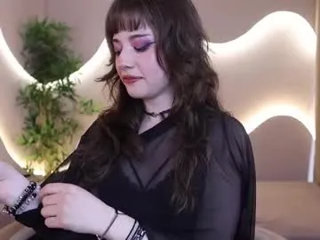 miyuki_wolf on Chaturbate