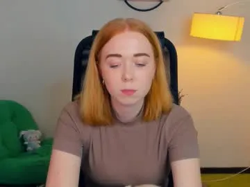 nelliemathers on Chaturbate