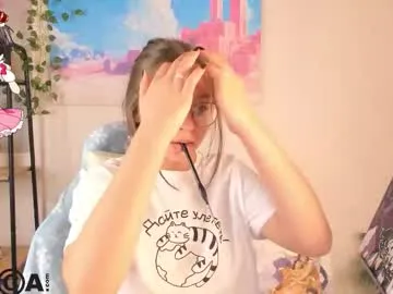 noora_moore on Chaturbate 