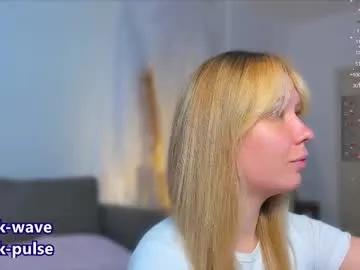 ohlovelyeva from Chaturbate is Freechat