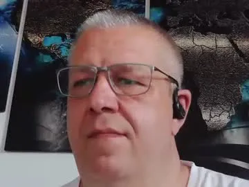 para3214 on Chaturbate 