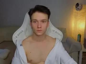 pupsenish on Chaturbate 
