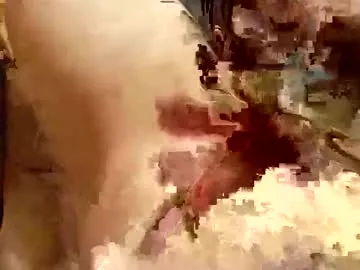 pussymoneyweed9125 on Chaturbate 