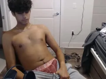raymondg8596 on Chaturbate