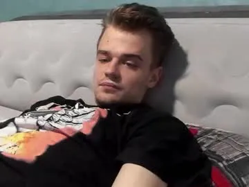 rokko_diamond777 on Chaturbate 