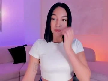 rossierhoades on Chaturbate 