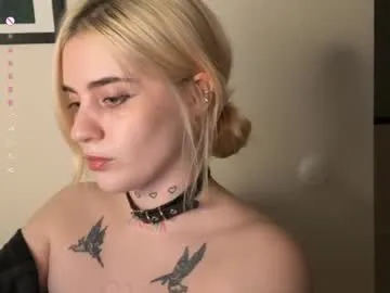 rottenlullaby on Chaturbate 