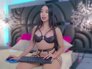 sarahgrey18 on Chaturbate 