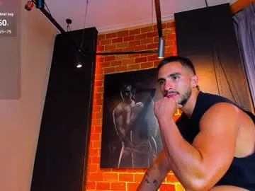 scottfischer_ — show cum  #lovense #muscle #bigcock #ass #cum [828 tokens remaining]