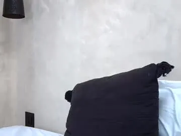 sensualalien on Chaturbate 