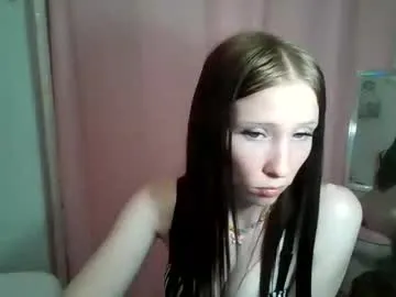 sm0keprincesspeach on Chaturbate