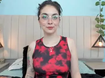 summerprints on Chaturbate 