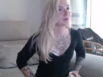 tattoobbgirl on Chaturbate 