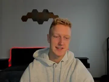 thejacob_d — Sexy posing in bed with underwear #new #muscles #young #strong  [220 tokens remaining]