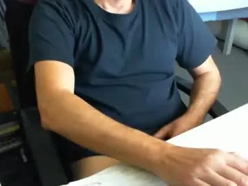 tomtom02029 on Chaturbate 