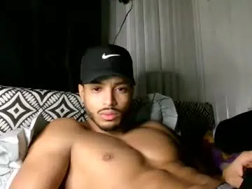 tomtresor on Chaturbate 
