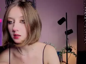 valerie_mooon on Chaturbate