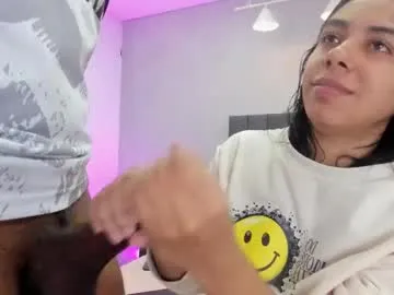 violet_and_myers — Cum Show Facial [975 tokens left] #muscles #latina #deepthroat #couple #bbc