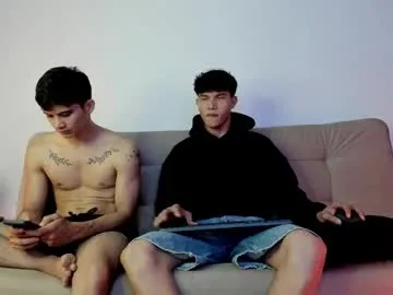 yizus_bonz on Chaturbate