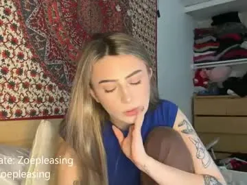 zoepleasing on Chaturbate