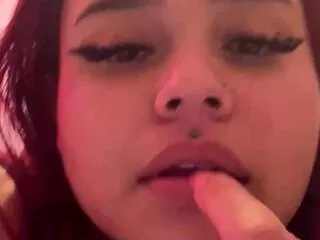 amaranta_kinki on Flirt4Free 