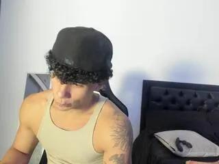 arthur_stonee on Flirt4Free