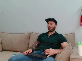 arti_hard — Freechat on Flirt4Free