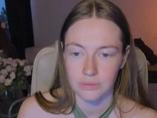 cassie_evansson on Flirt4Free 