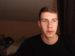 chris_brien — Freechat on Flirt4Free