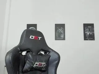 curtis_blake on Flirt4Free