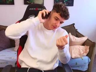 danny_cuomo on Flirt4Free 