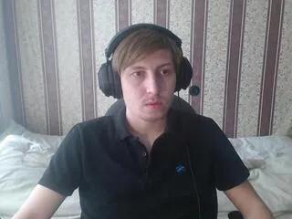 darien_large on Flirt4Free
