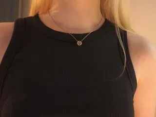 ella_pecinovsky on Flirt4Free 