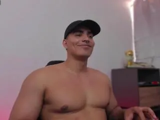 james_gray — Freechat on Flirt4Free