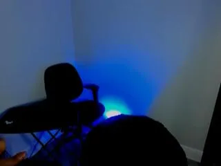 johnny_goldentan — Freechat on Flirt4Free