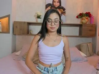 lucia_brown on Flirt4Free