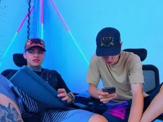 maxx_williamm_john_sally on Flirt4Free 