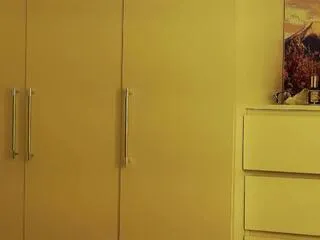 rosalie_anders — Freechat on Flirt4Free