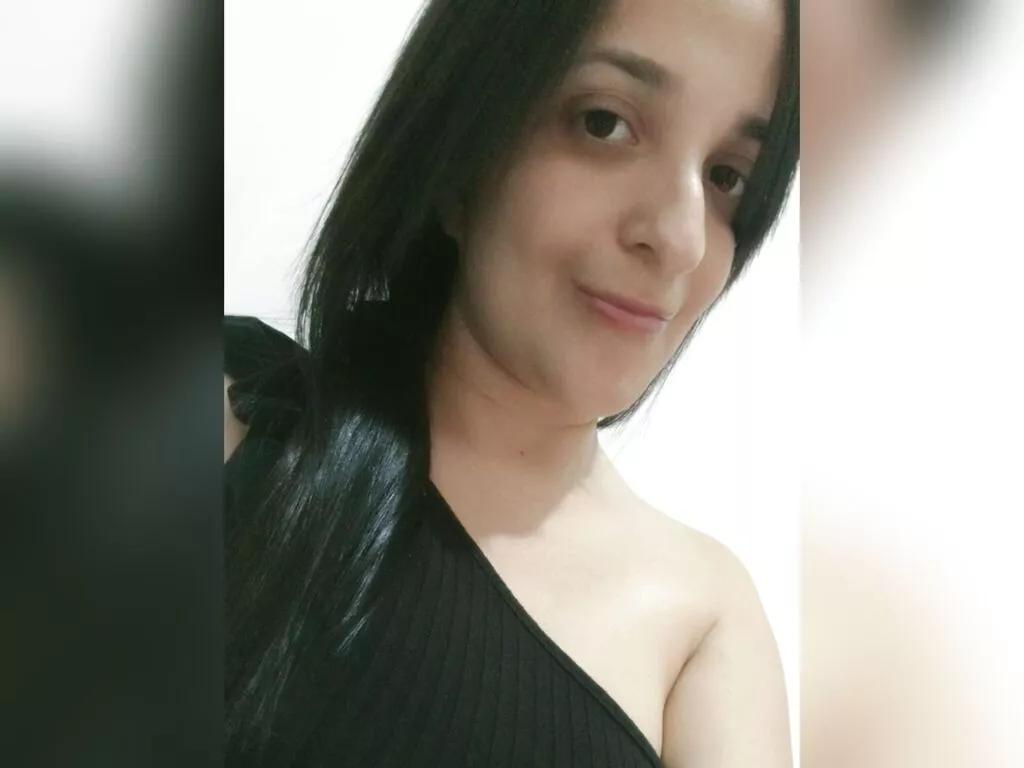 AlaniHill on LiveJasmin